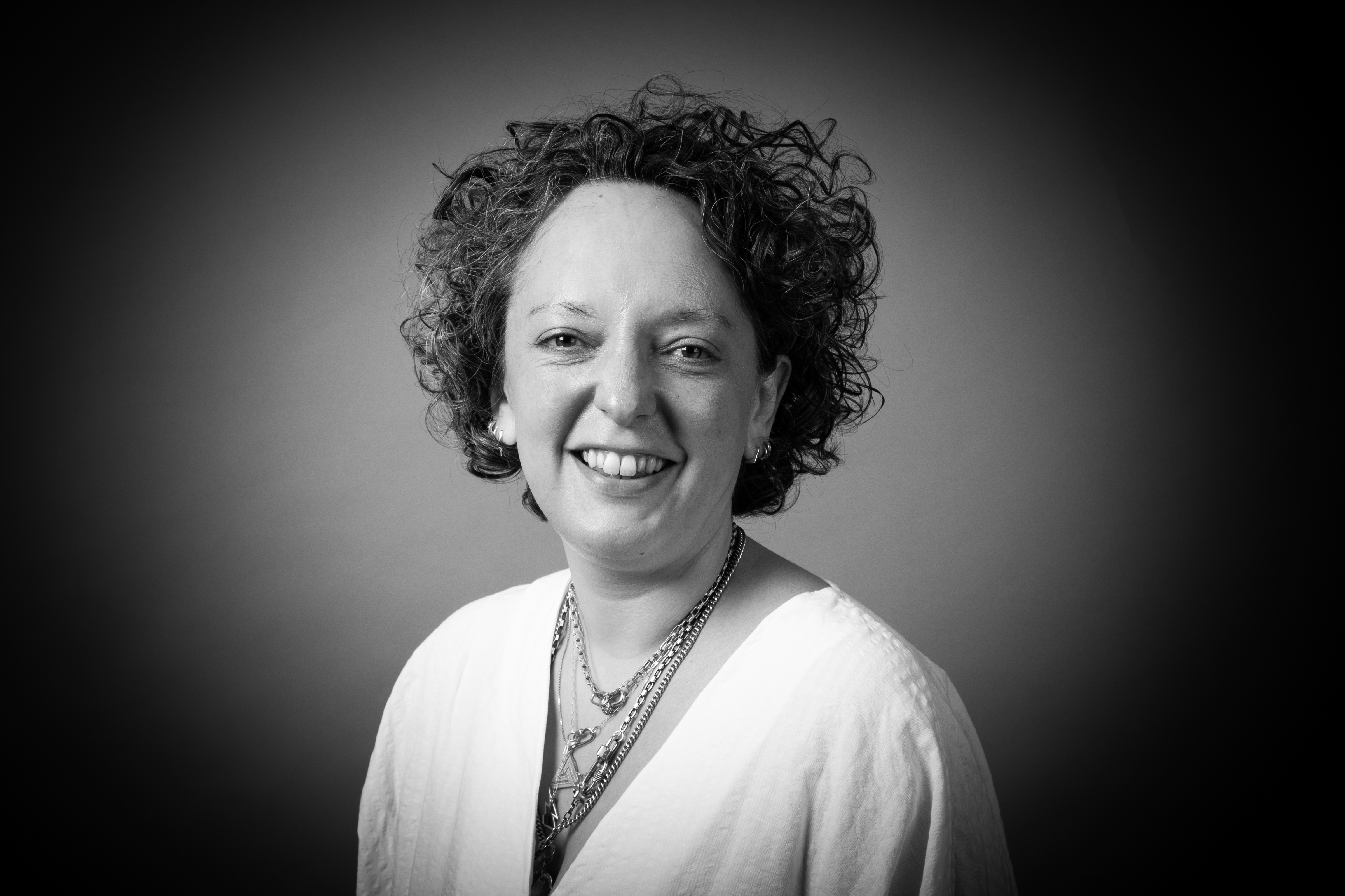 Amy Smith Headshot