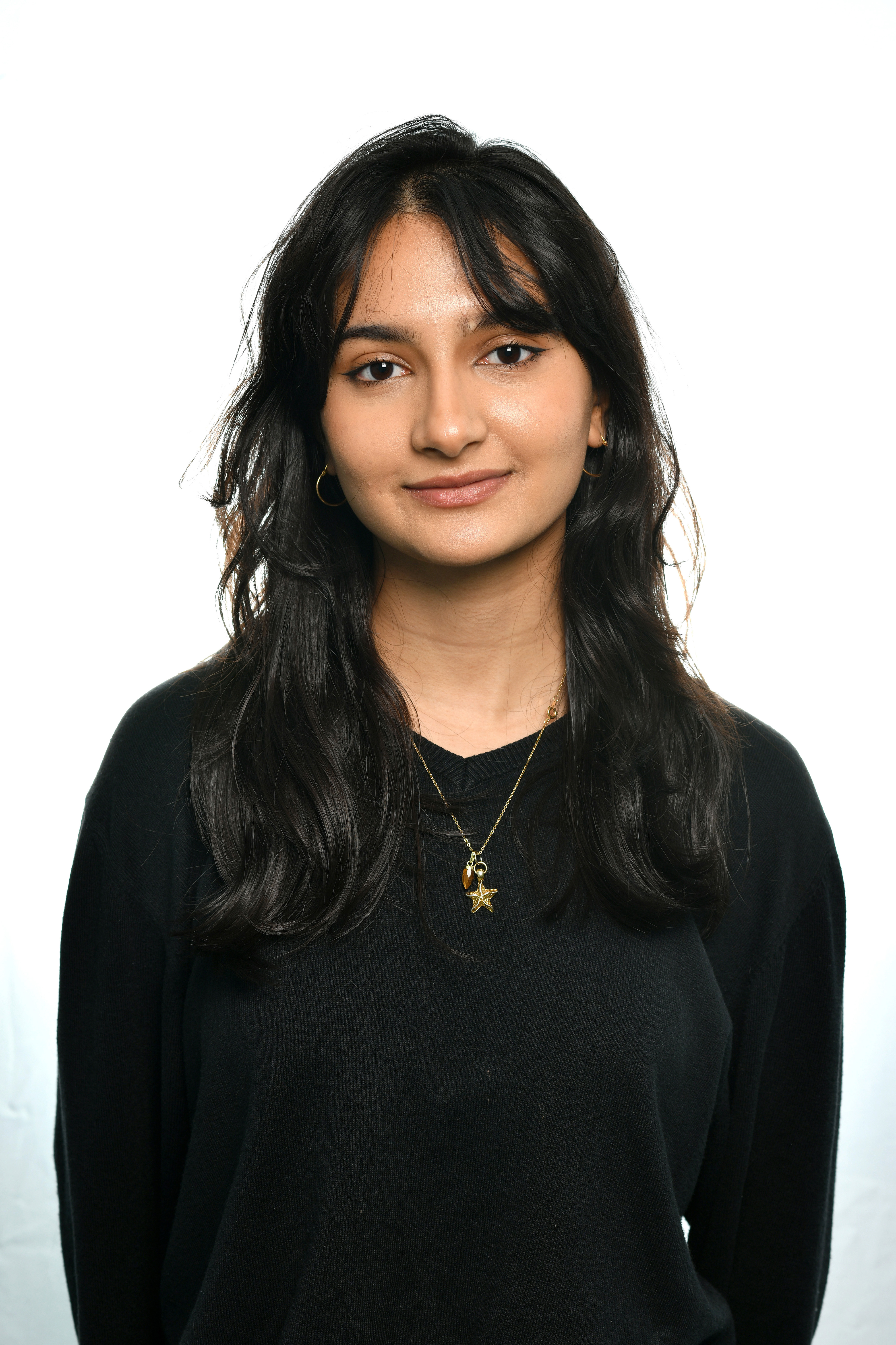 Nabihah Abedin Headshot 2