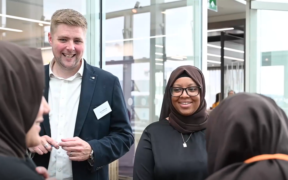 How to make apprenticeships more accessible | CEC Corporate Web